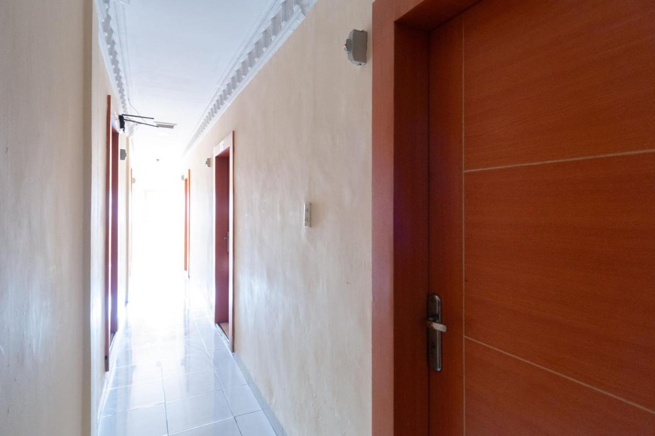 Urbanview Hotel Syariah Residence Medan By Reddoorz Buitenkant foto