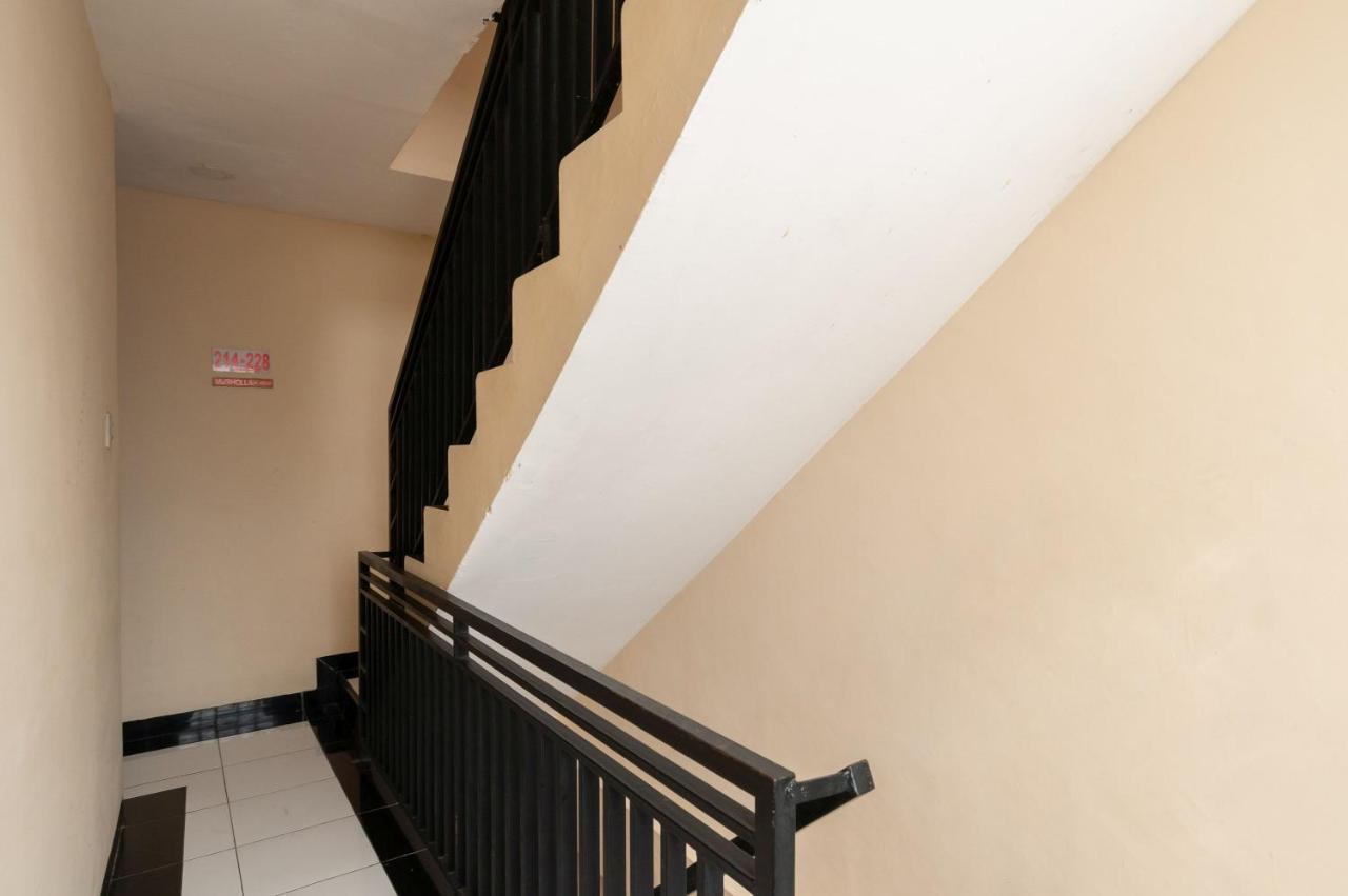 Urbanview Hotel Syariah Residence Medan By Reddoorz Buitenkant foto