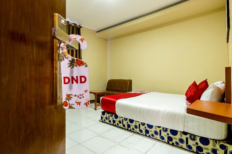 Urbanview Hotel Syariah Residence Medan By Reddoorz Buitenkant foto